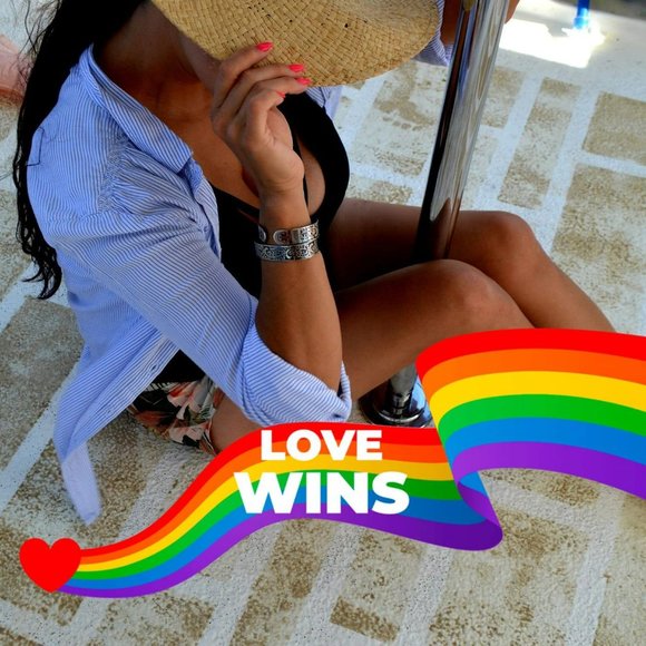 Hi Gorgeous, I'm Suzette! Thank you for stopping by! - Picture 13 of 17